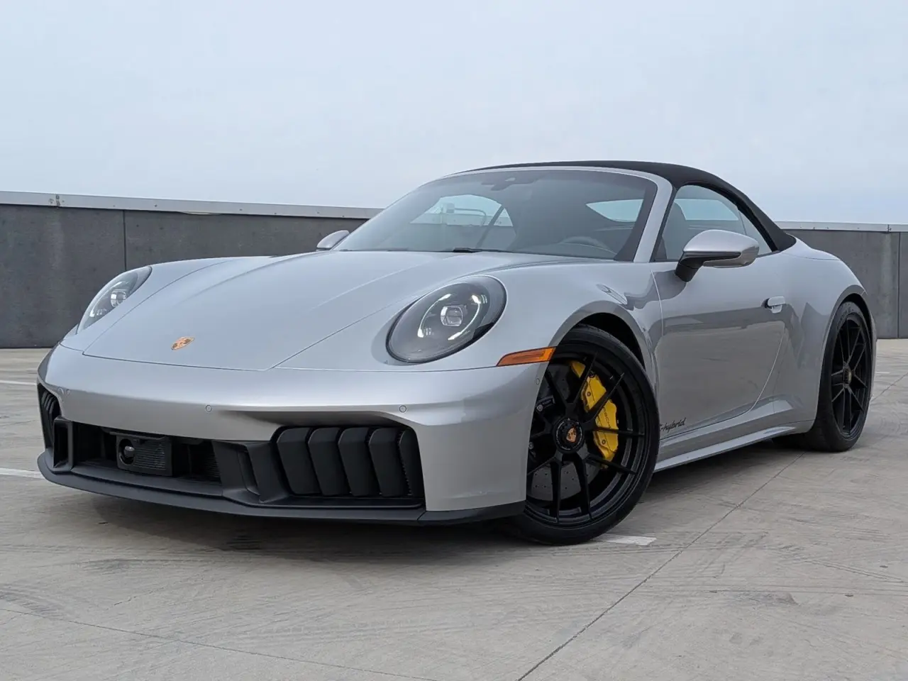 2026 Porsche 911 GTS - Photo 8