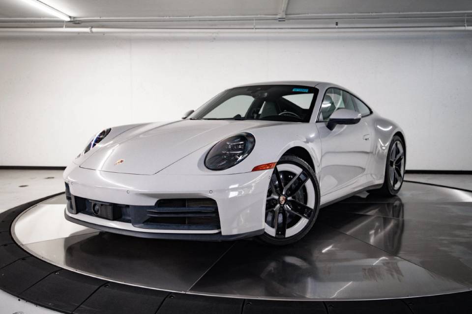 2025 Porsche 911