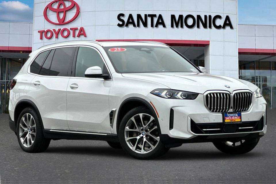 2025 BMW X5 40i