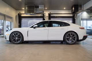 2026 Porsche Panamera Base - Photo 9