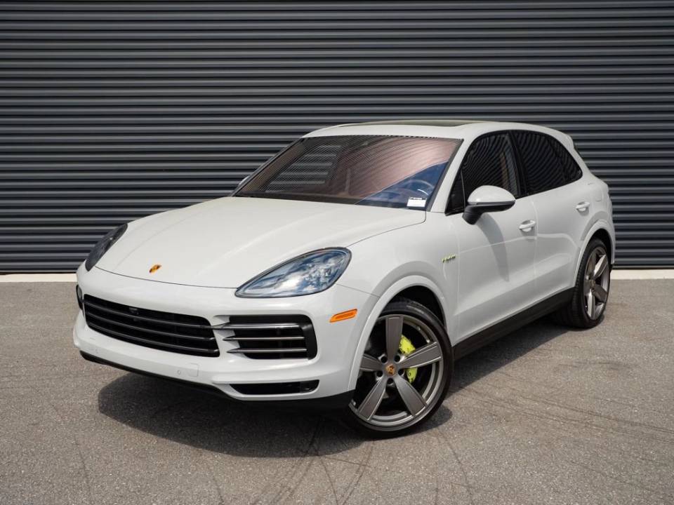 2023 Porsche Cayenne E-Hybrid