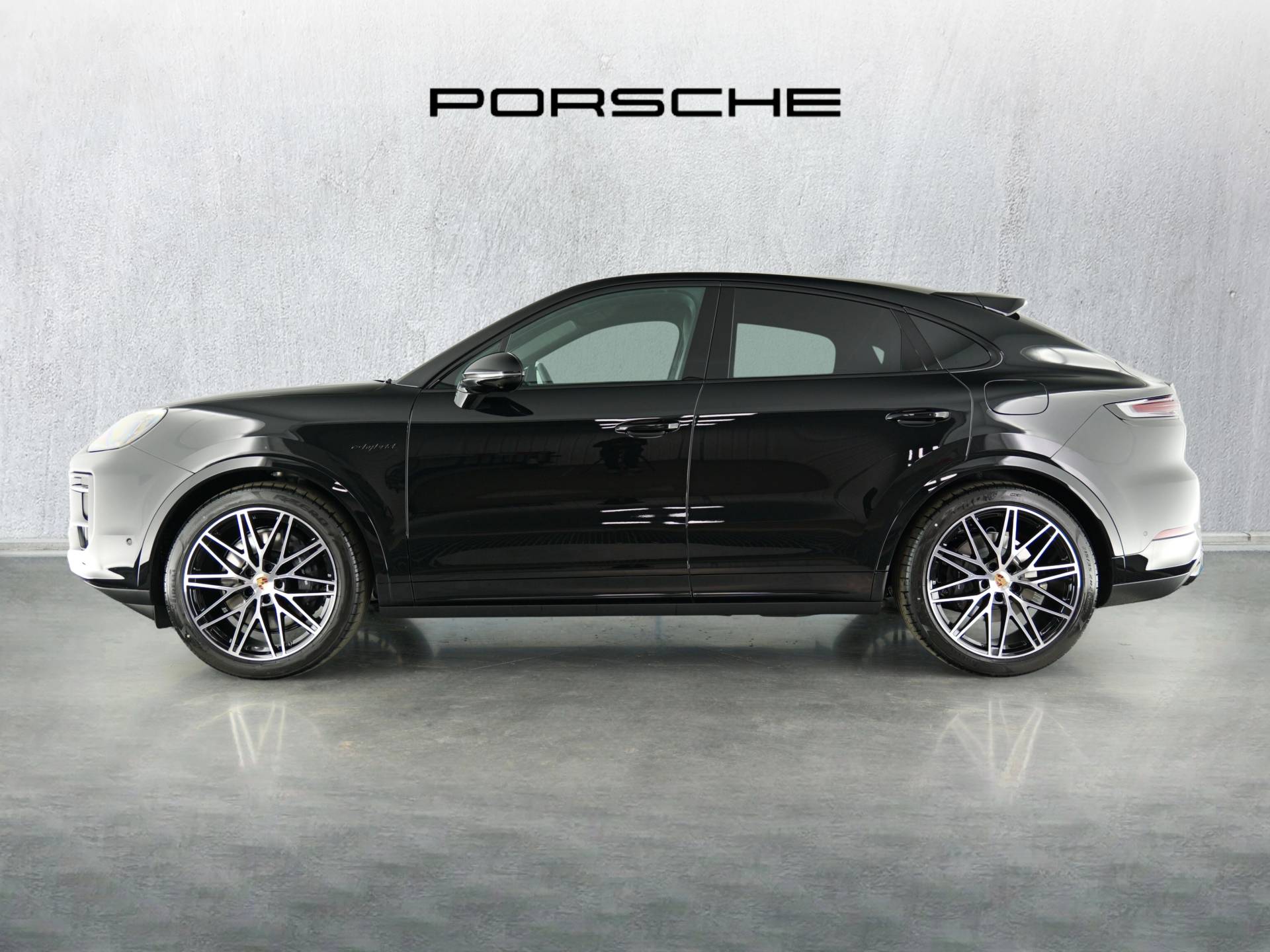 Cayenne E-Hybrid Coupé, photo 2 of 40
