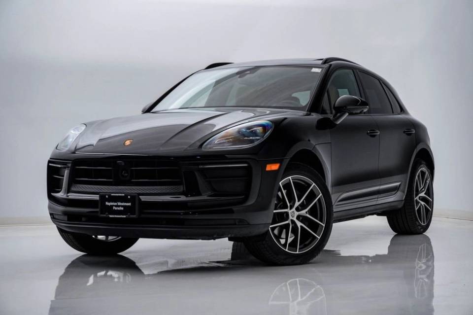 2025 Porsche Macan T