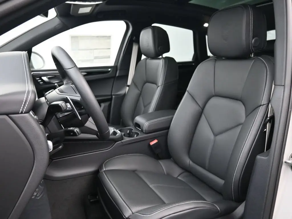 2026 Porsche Macan Base - Photo 40