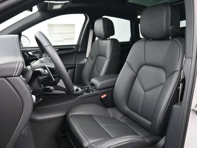 2026 Porsche Macan Base - Photo 38