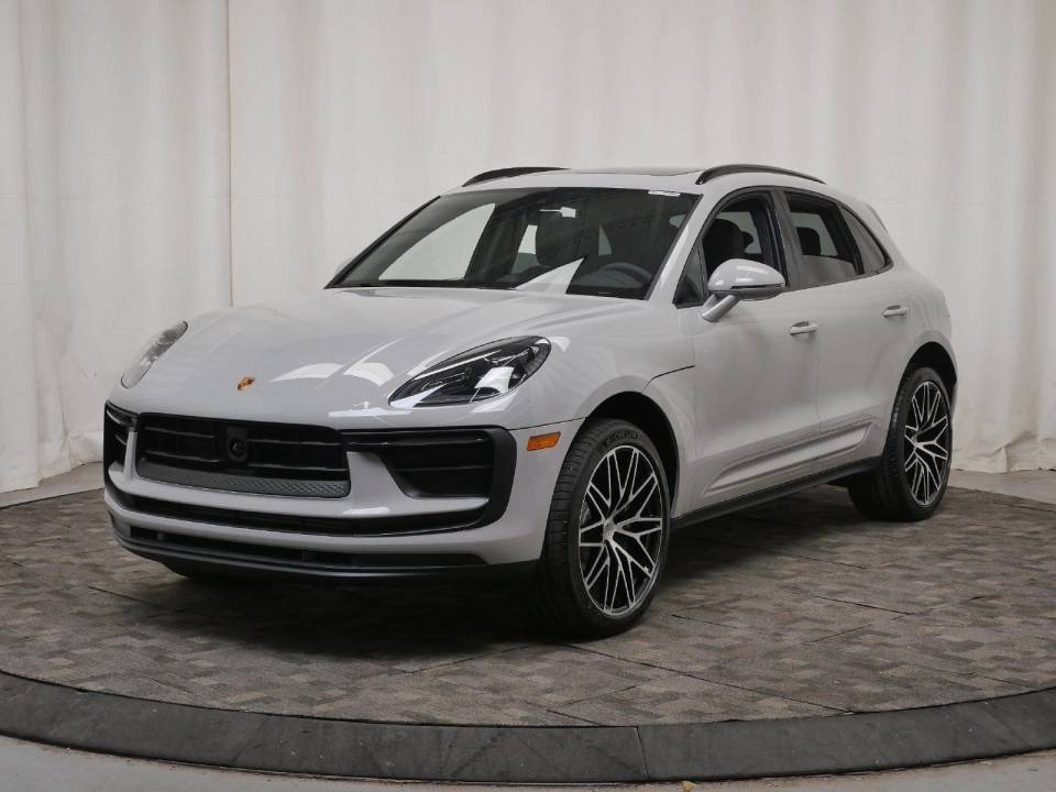 2026 Porsche Macan