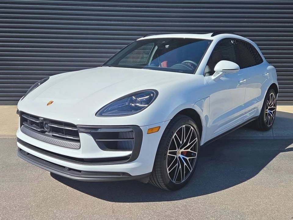 2025 Porsche Macan S