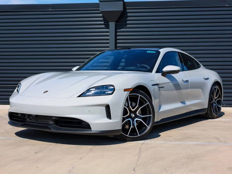 2026 Porsche Taycan