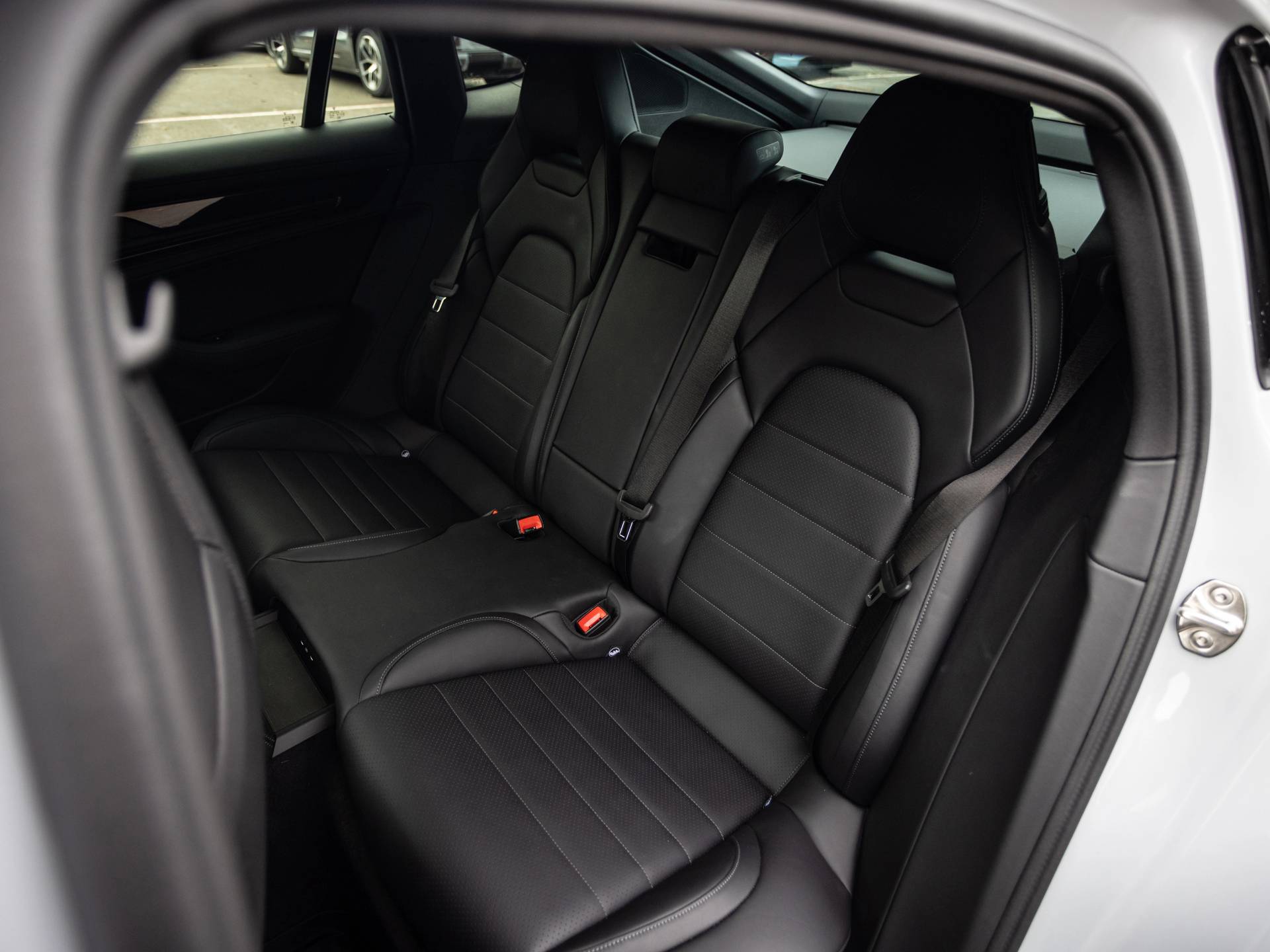 Panamera 4 E-Hybrid, photo 48 of 48