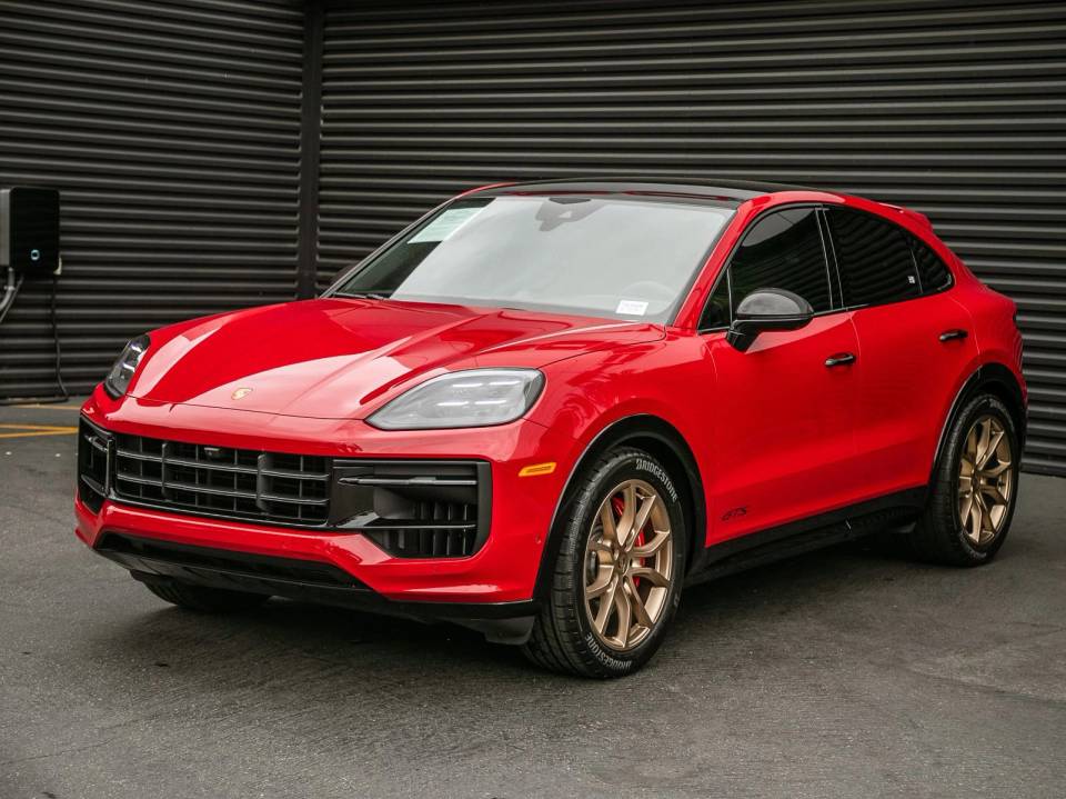2025 Porsche Cayenne Coup
