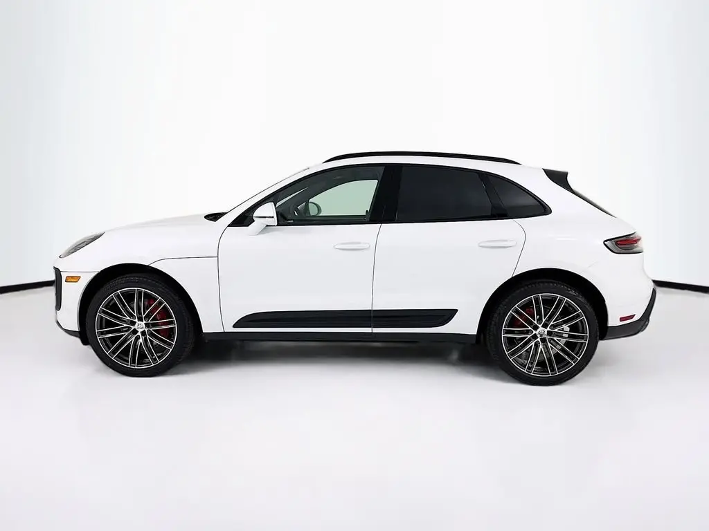 2026 Porsche Macan S - Photo 16