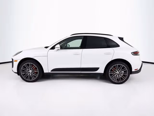 2026 Porsche Macan S - Photo 10