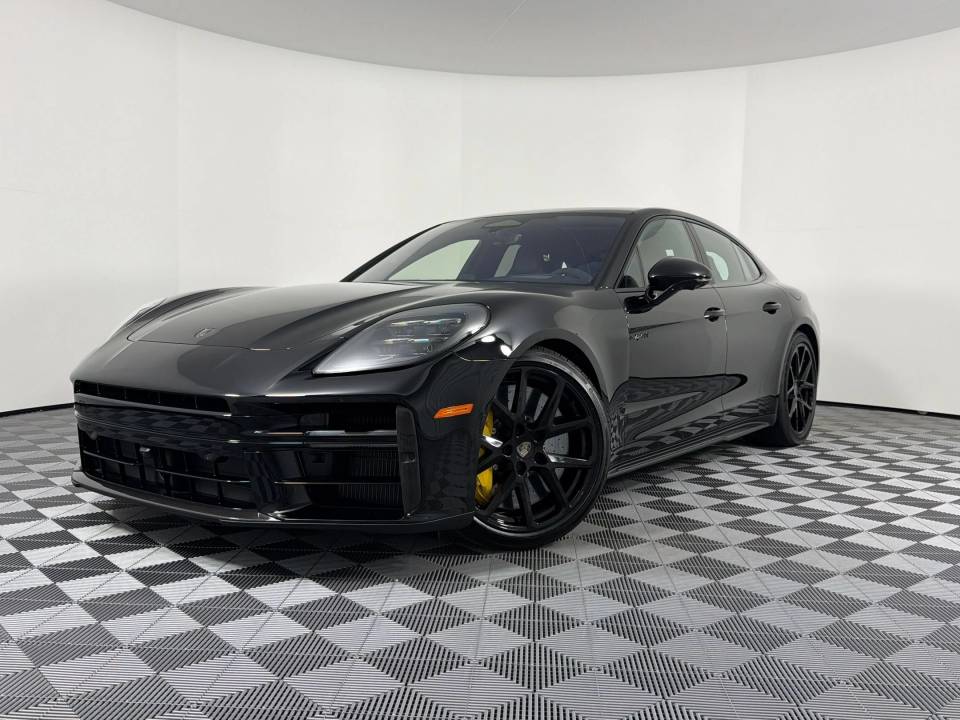 2026 Porsche Panamera Turbo E-Hybrid