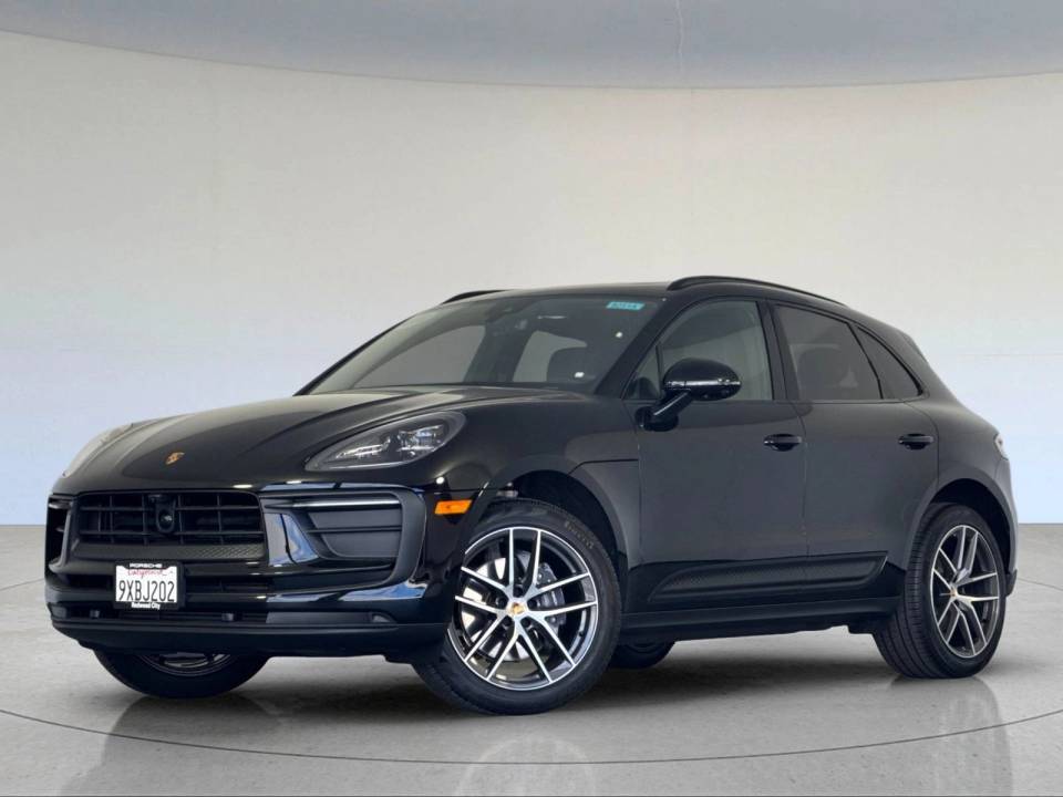 2026 Porsche Macan