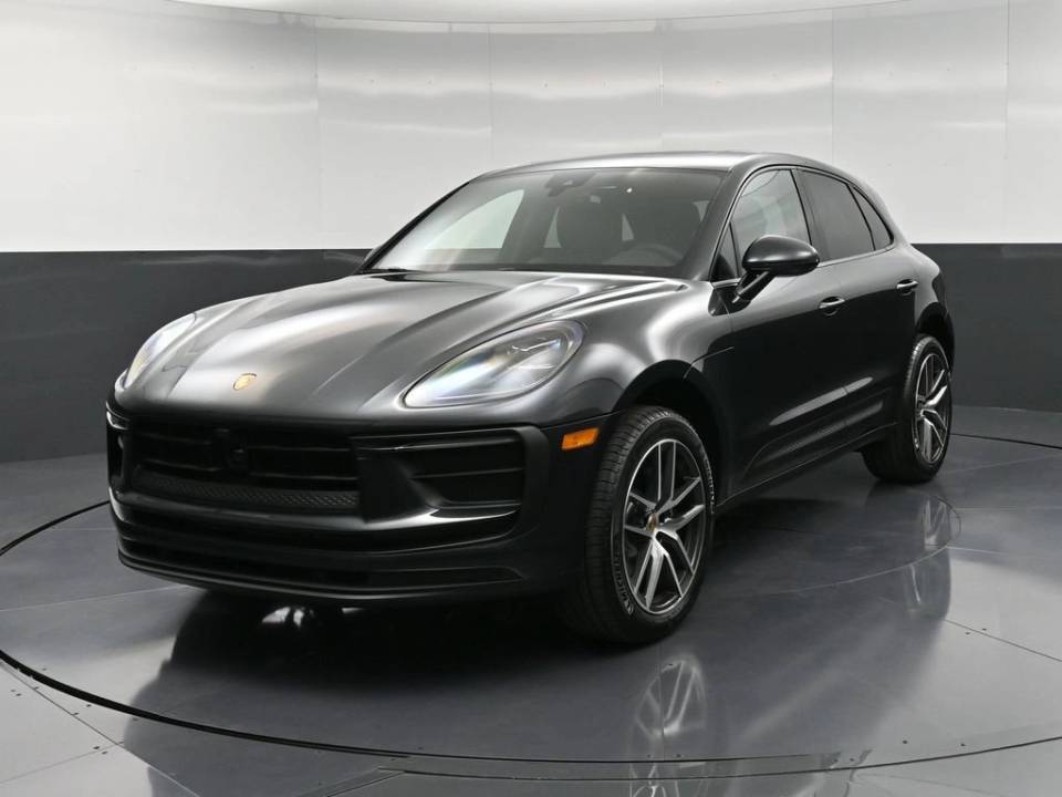 2026 Porsche Macan