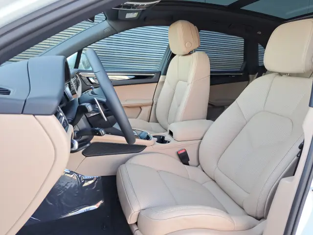 2026 Porsche Macan Base - Photo 38
