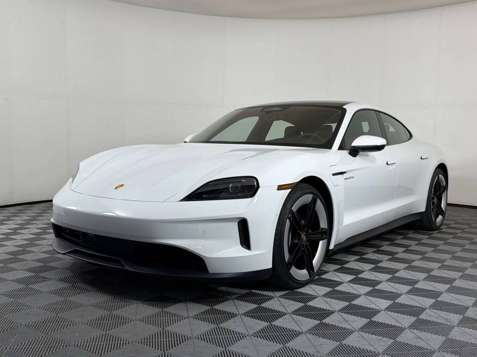 2026 Porsche Taycan