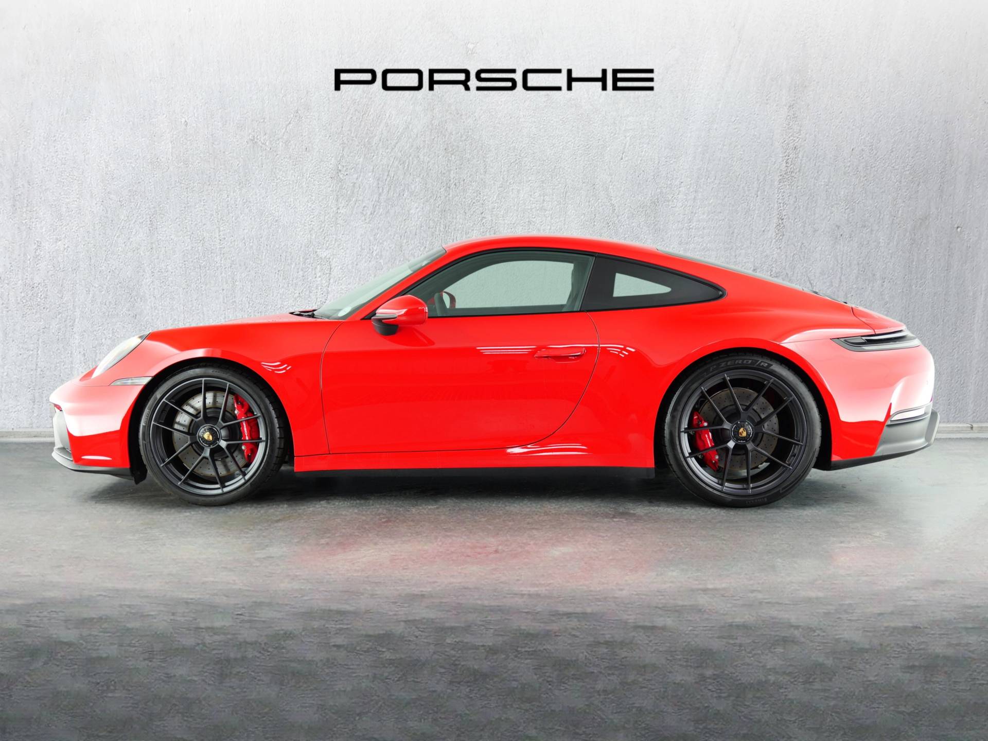 911 Carrera 4 GTS, photo 2 of 45