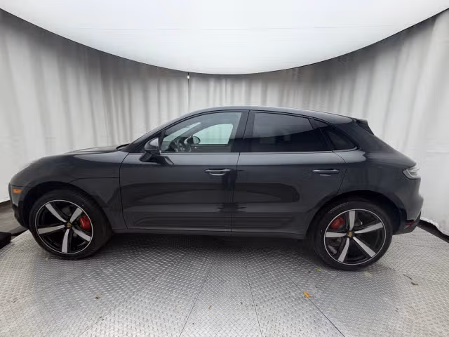 2026 Porsche Macan S - Photo 10