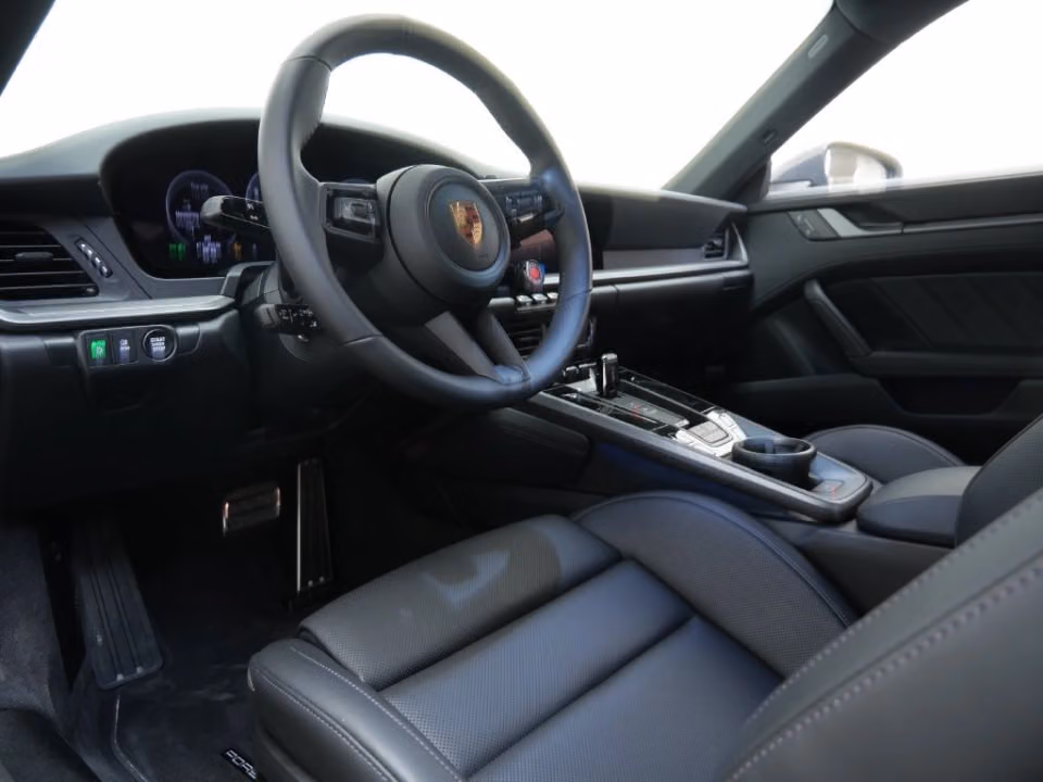 2026 Porsche 911 S - Photo 27