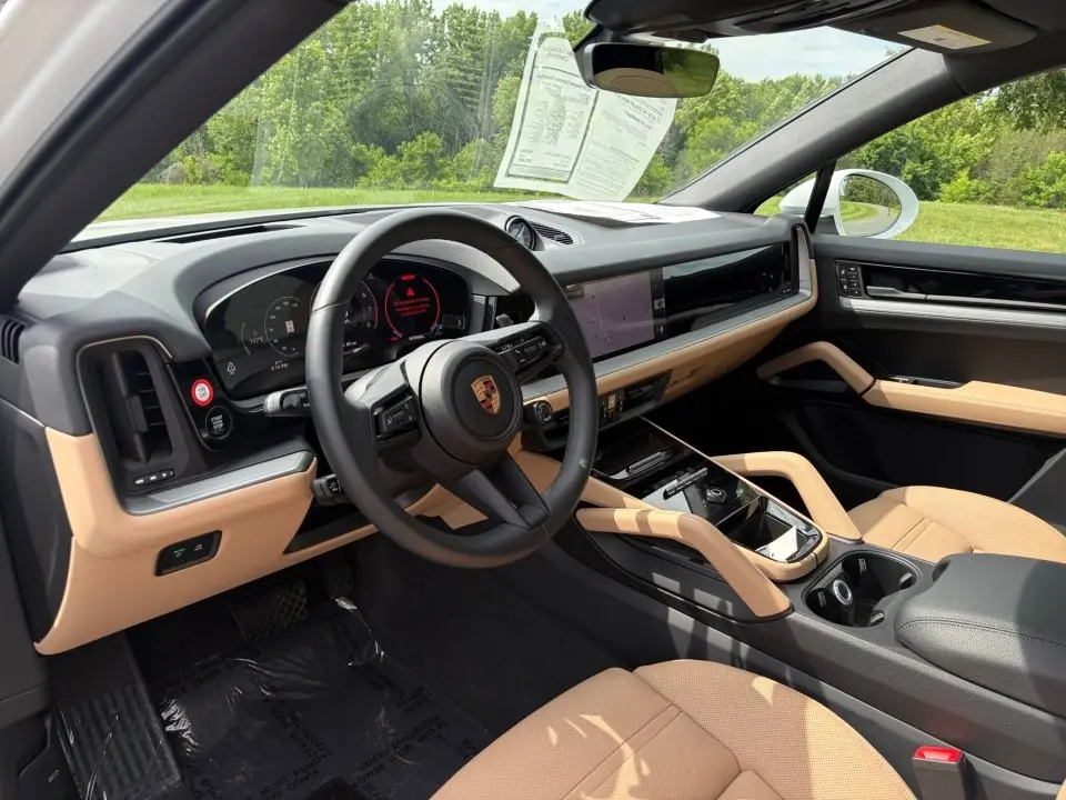 2025 Porsche Cayenne Coup Base - Photo 31