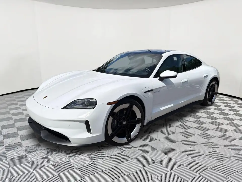 2025 Porsche Taycan 7