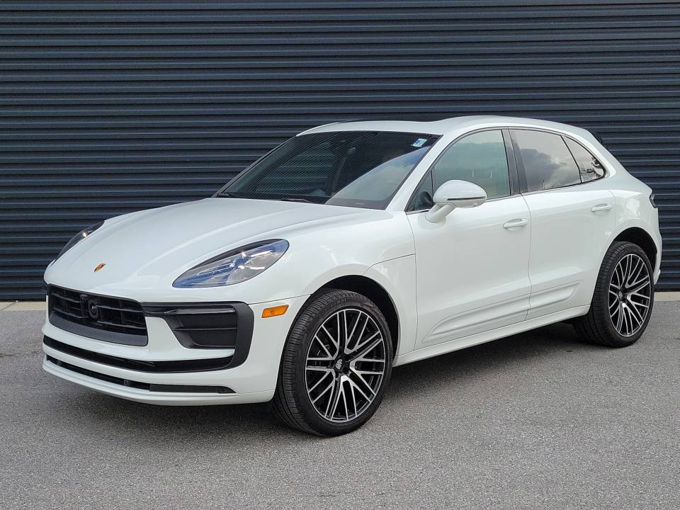 2026 Porsche Macan