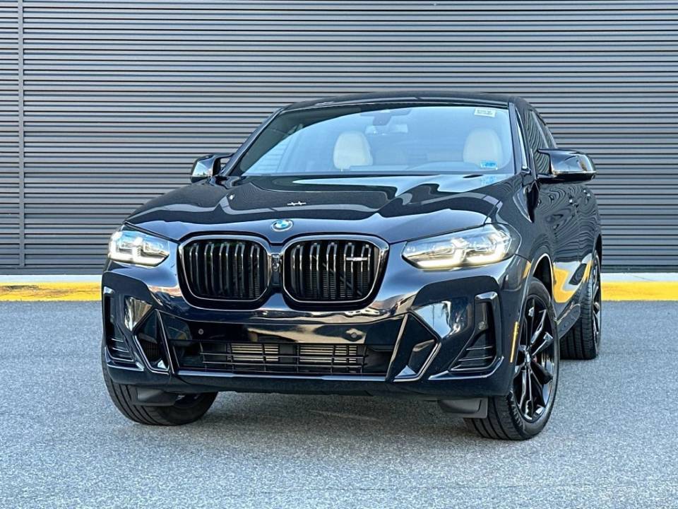 2025 BMW X4