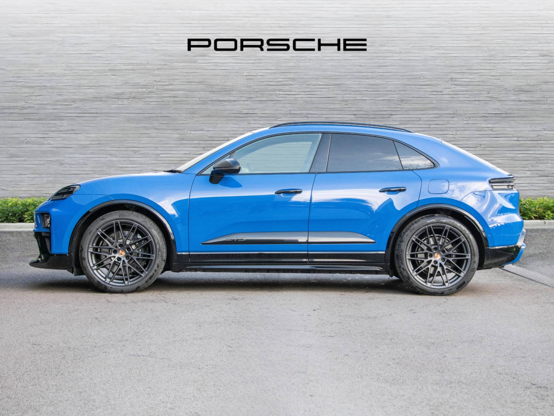 Macan GTS, photo 2 of 72