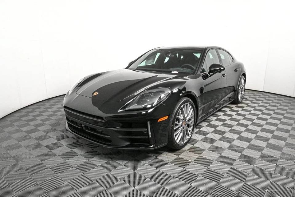 2026 Porsche Panamera