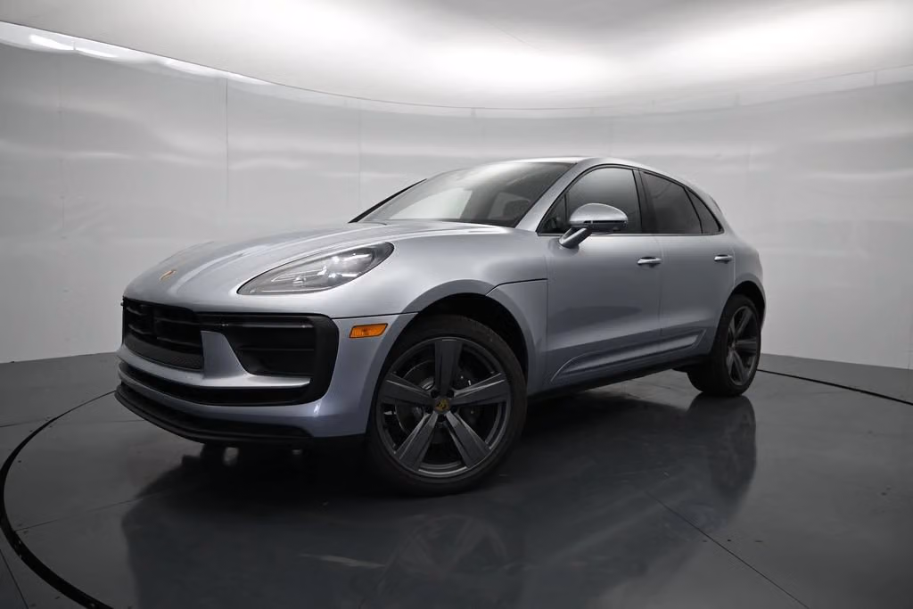 2026 Porsche Macan