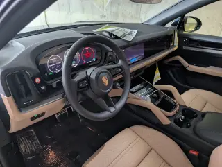 2026 Porsche Cayenne Coup E-Hybrid - Photo 29