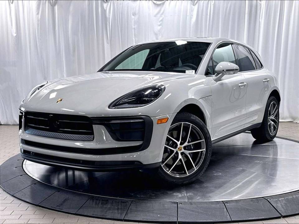 2026 Porsche Macan
