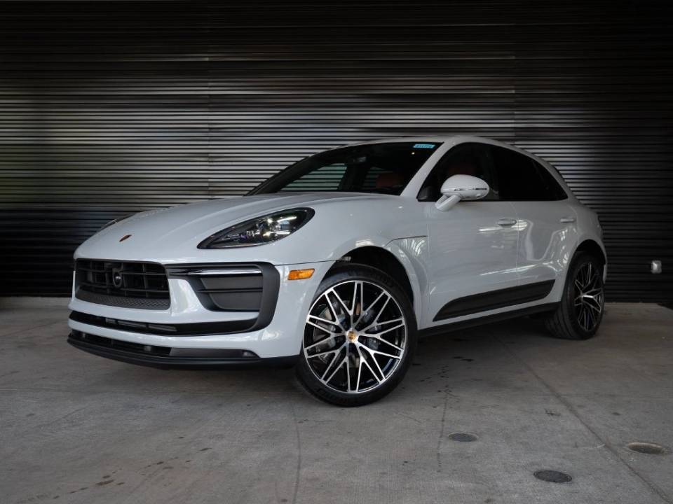 2026 Porsche Macan