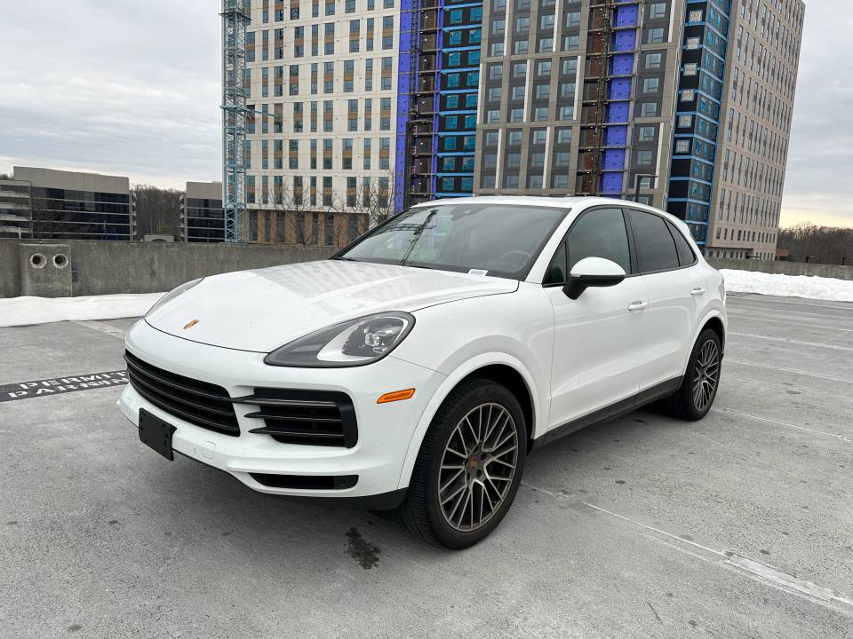 2023 Porsche Cayenne Base