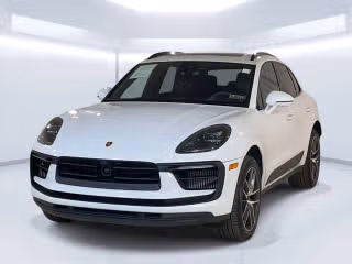 2025 Porsche Macan S's photo