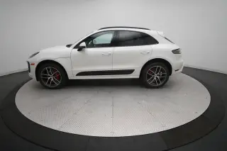 2026 Porsche Macan S - Photo 13