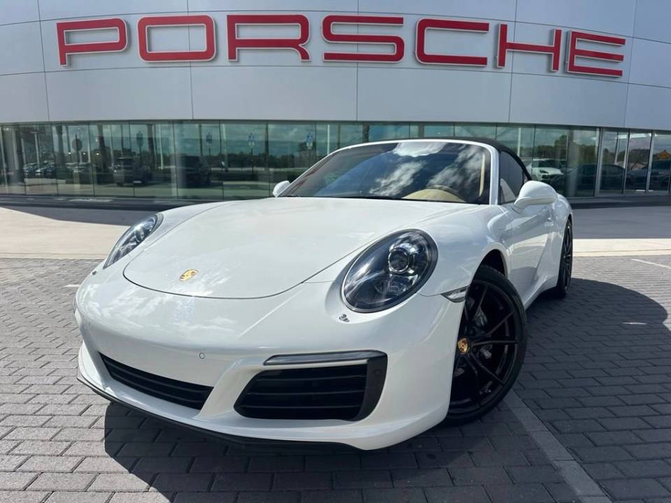 2017 Porsche 911 Carrera
