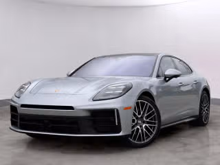 2025 Porsche Panamera 4's photo