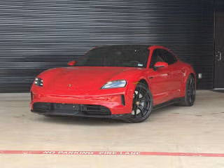 2025 Porsche Taycan GTS's photo