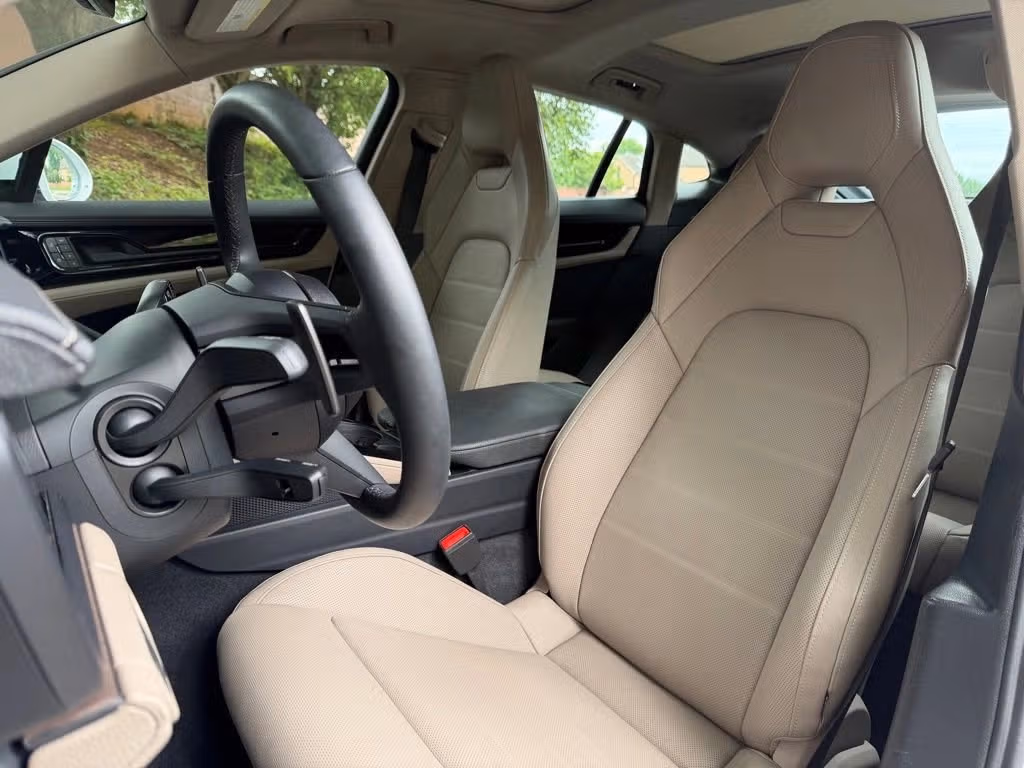 2025 Porsche Panamera Base - Photo 36
