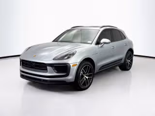 2026 Porsche Macan's photo