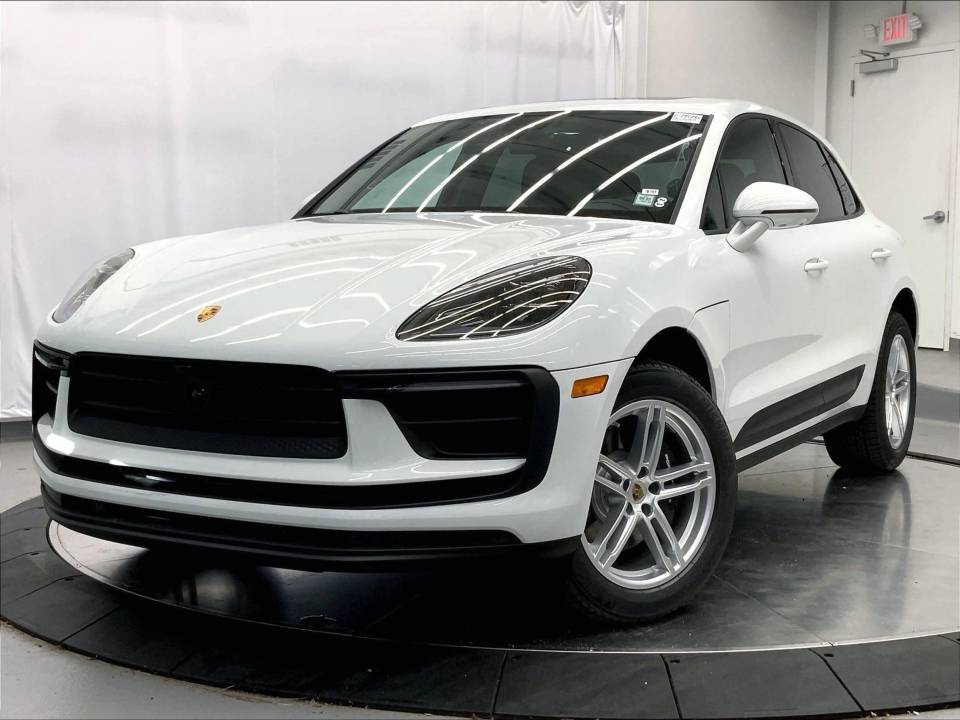 2026 Porsche Macan