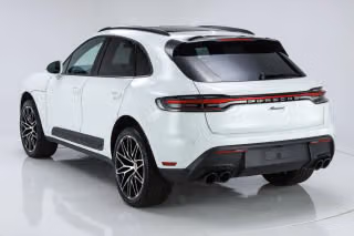 2026 Porsche Macan Base - Photo 17