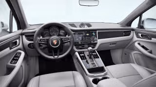 2026 Porsche Macan 26