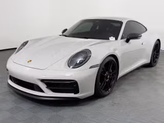 2024 Porsche 911 GTS