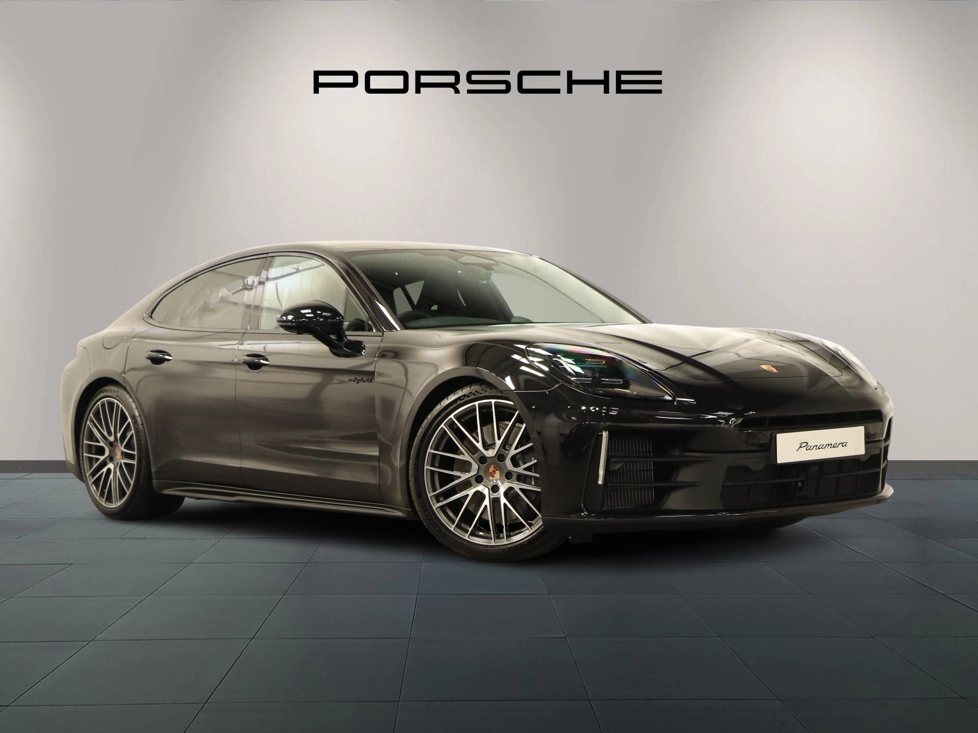 Panamera 4 E-Hybrid, photo 1 of 32
