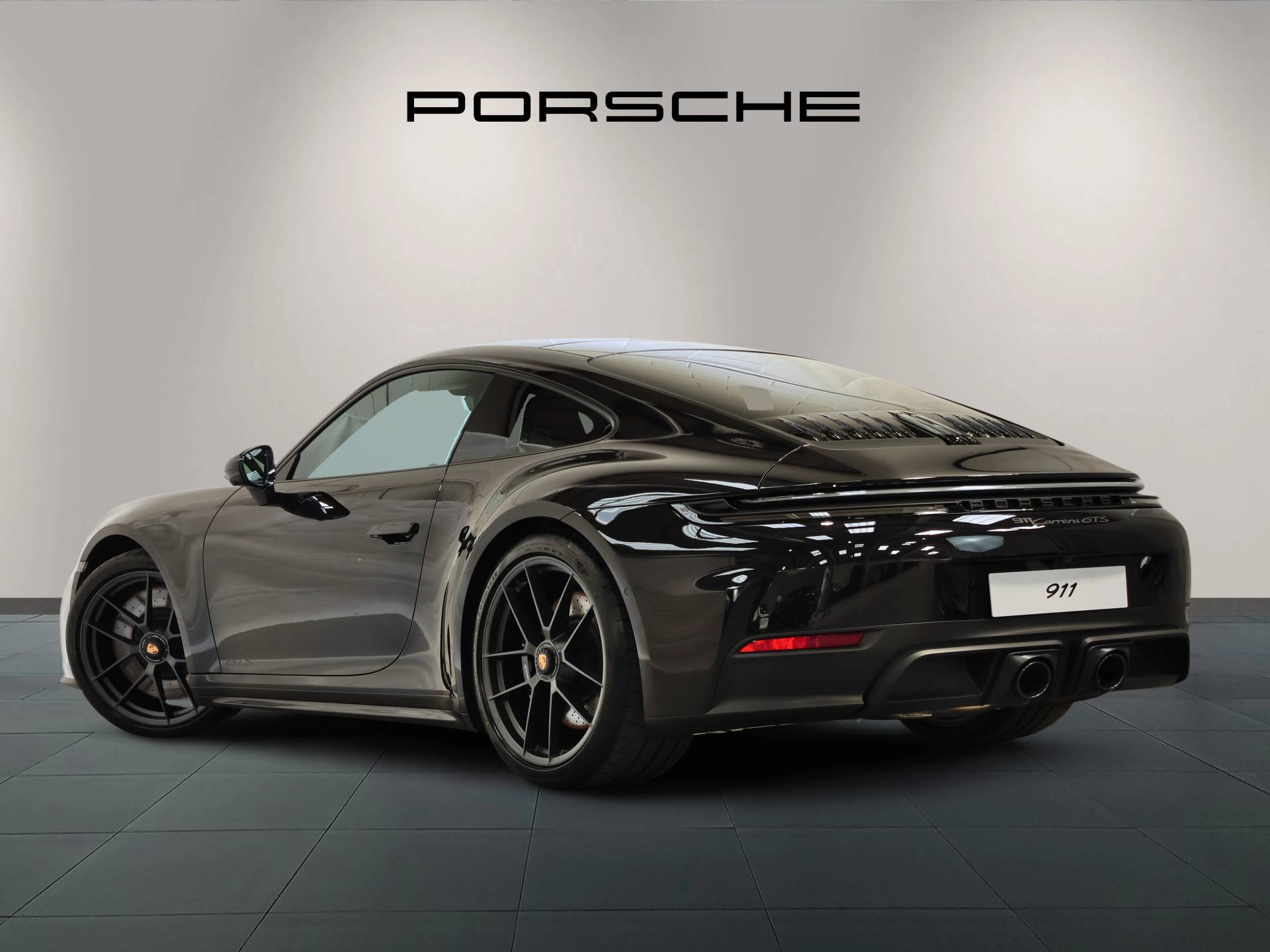 911 Carrera GTS, photo 2 of 33