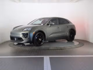 2025 Porsche Macan