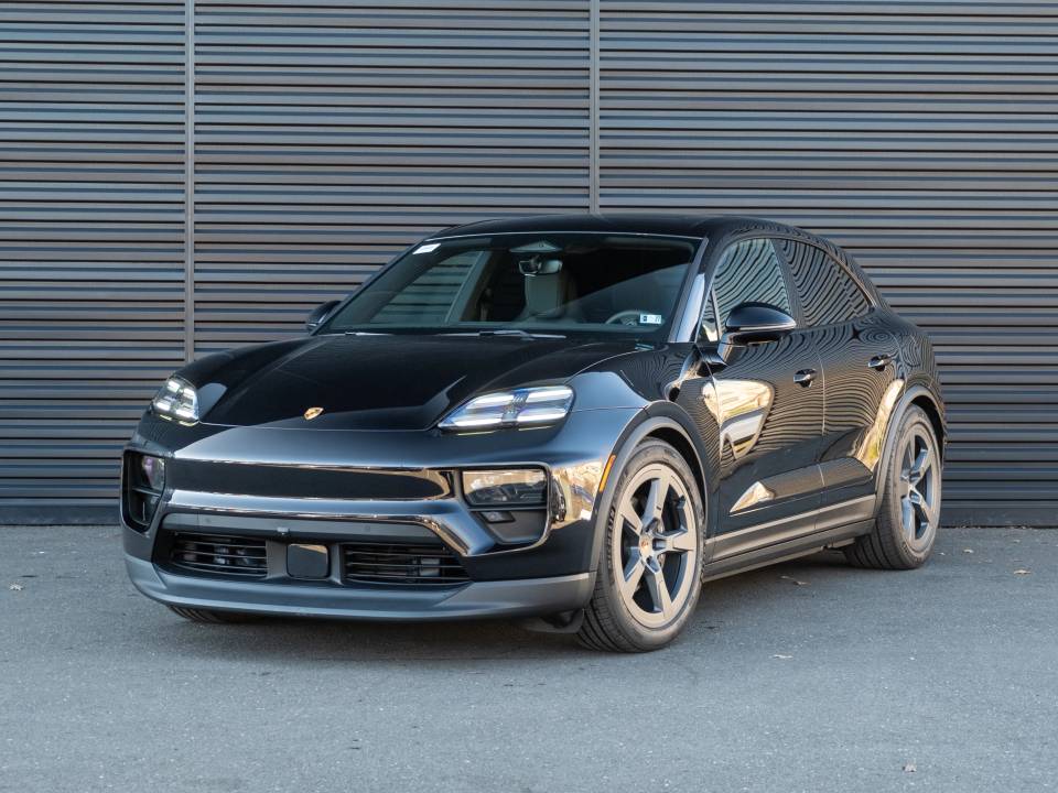 2026 Porsche Macan